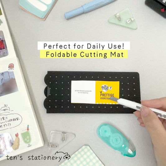 Foldable A4 Slim Cutting Mat for Mobile Use / Nakabayashi