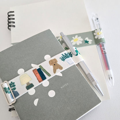 Adjustable Pen Band for A6–A5 Notebooks