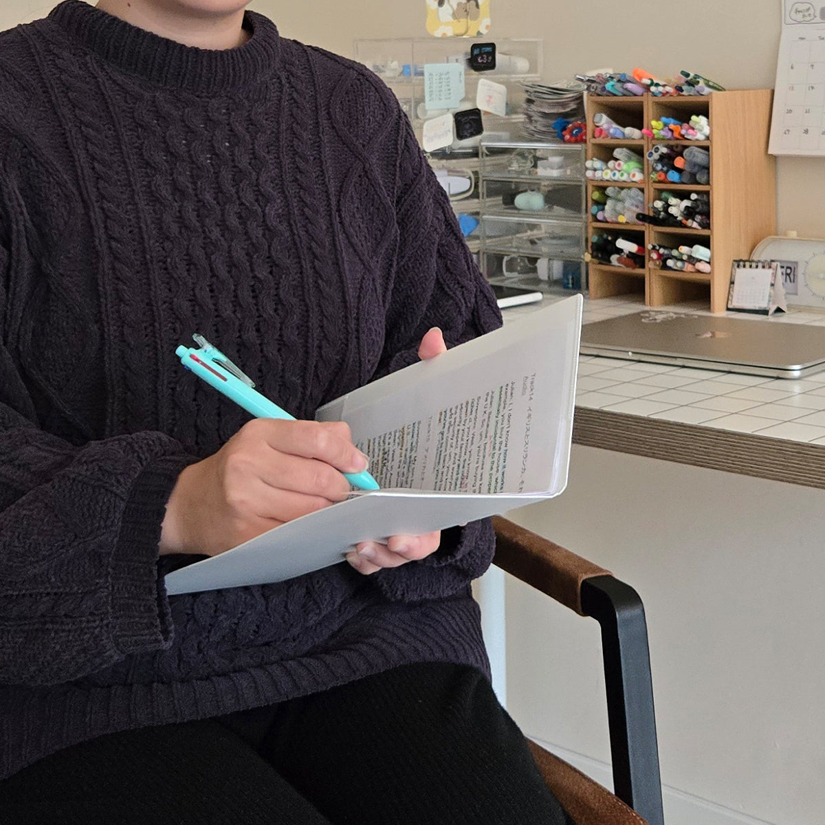 HOSSO Slim Hard Folder A4 Half-Size (KINGJIM)