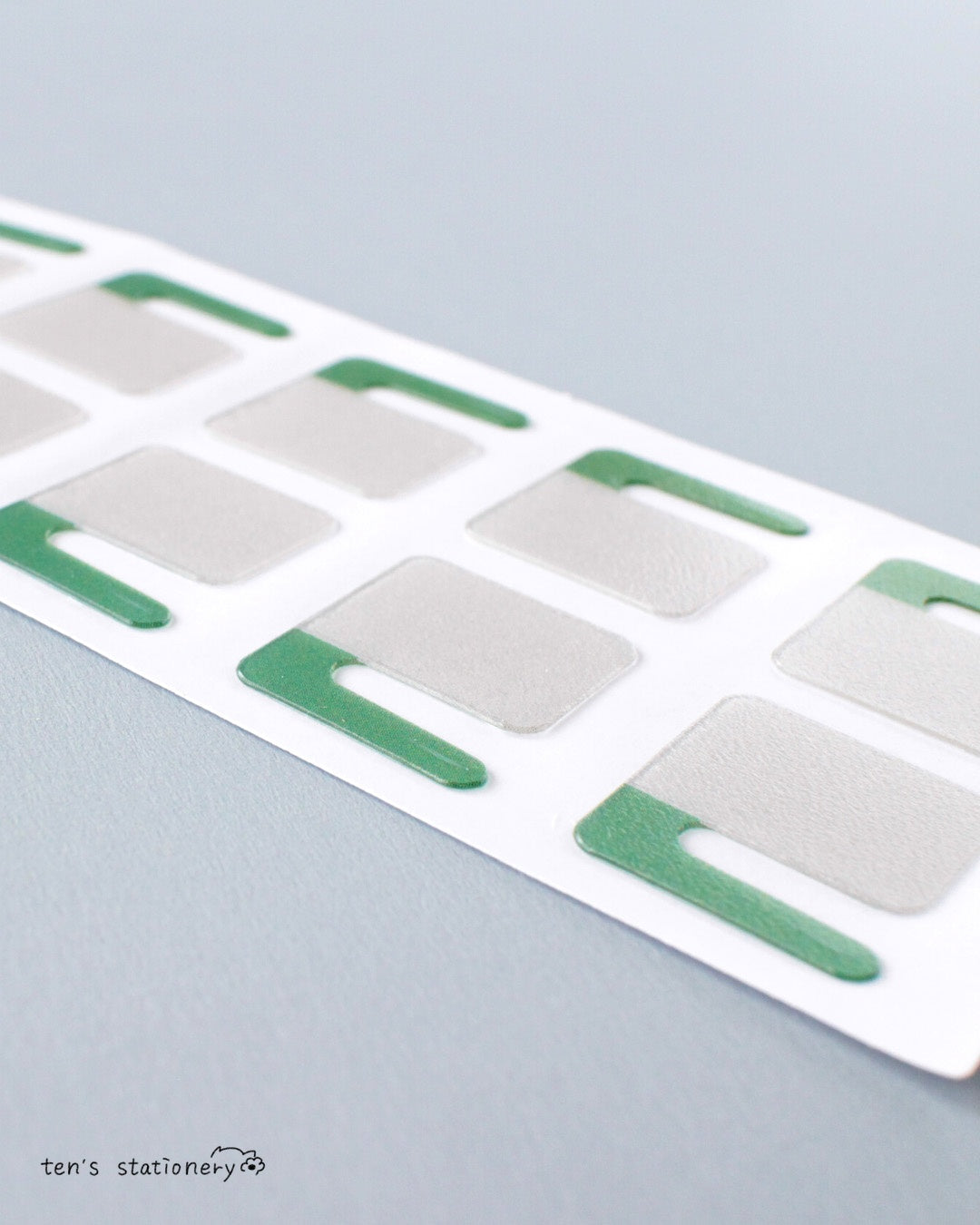 Clipmatic Sticker – Add Pages to Any Spiral Notebook (20 pcs) / Clipmatic
