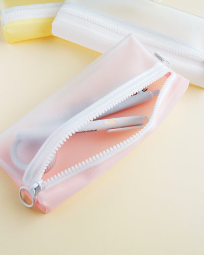 Translucent Pen Case / Raymay