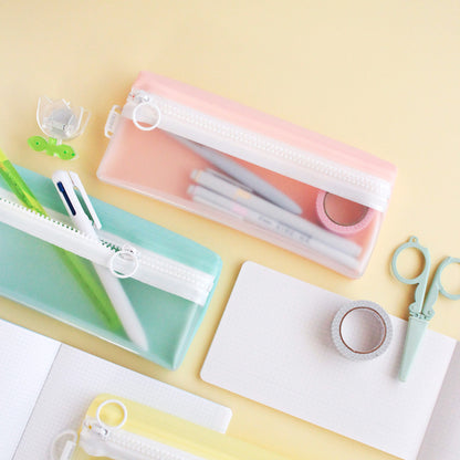 Translucent Pen Case / Raymay